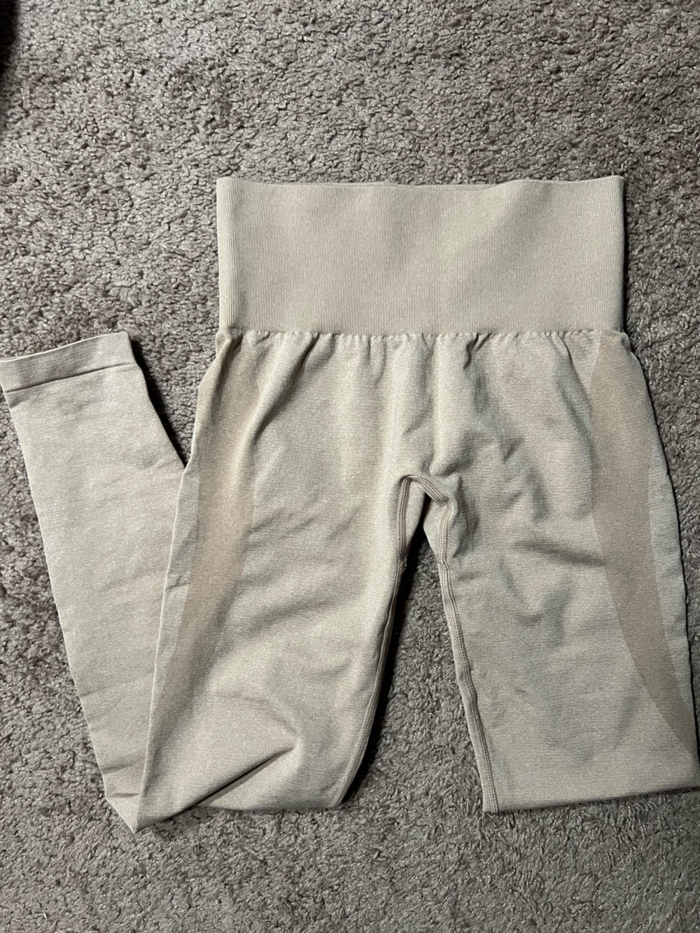 NVGTN High-Waisted Seamless Leggings in Light Beige